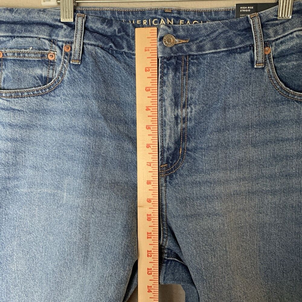 American Eagle Curvy Stovepipe Jeans Womens 18 (34w) Blue Strigid High Rise Raw - Picture 9 of 10